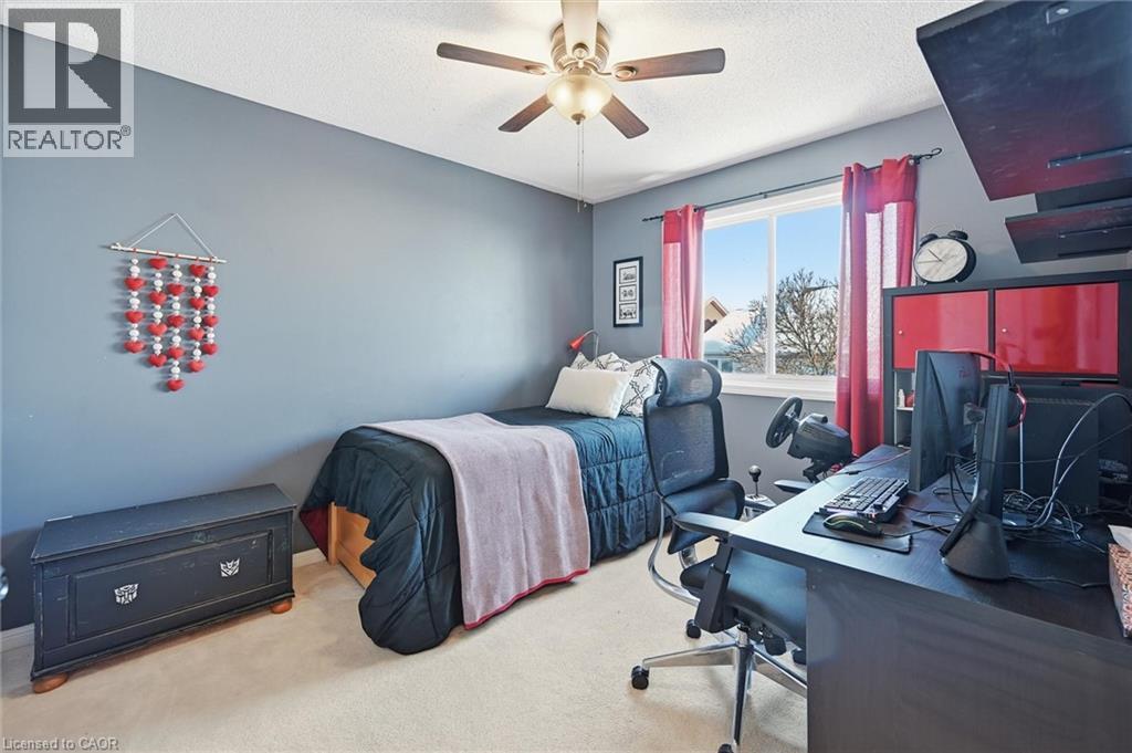 5030 Bunton Crescent, Burlington, ON - Indoor