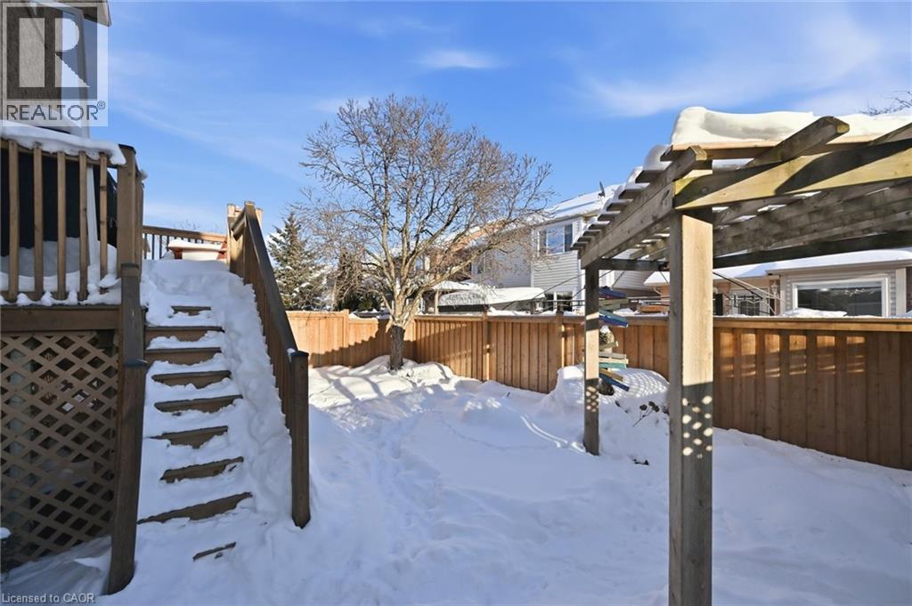 5030 Bunton Crescent, Burlington, ON - Outdoor