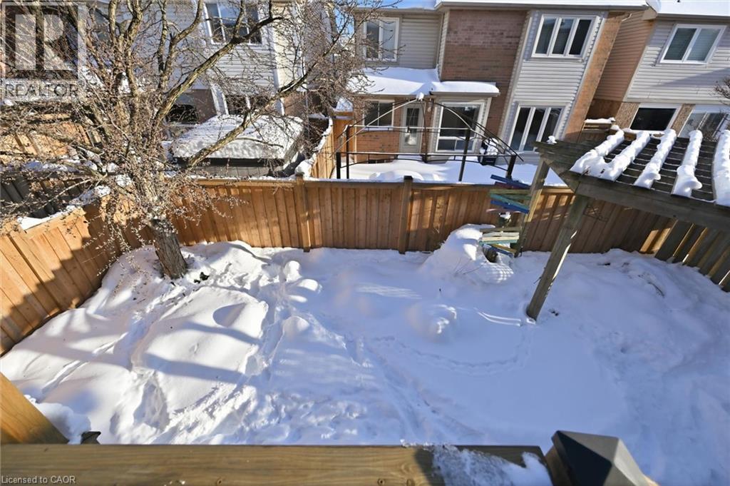5030 Bunton Crescent, Burlington, ON - Outdoor