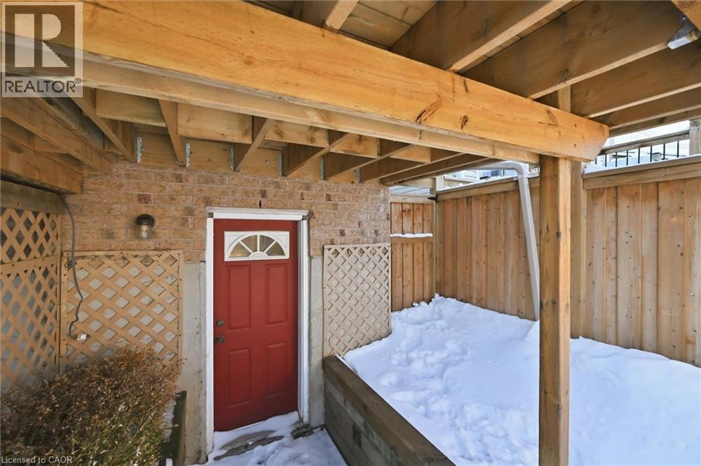 5030 Bunton Crescent, Burlington, ON - With Exterior