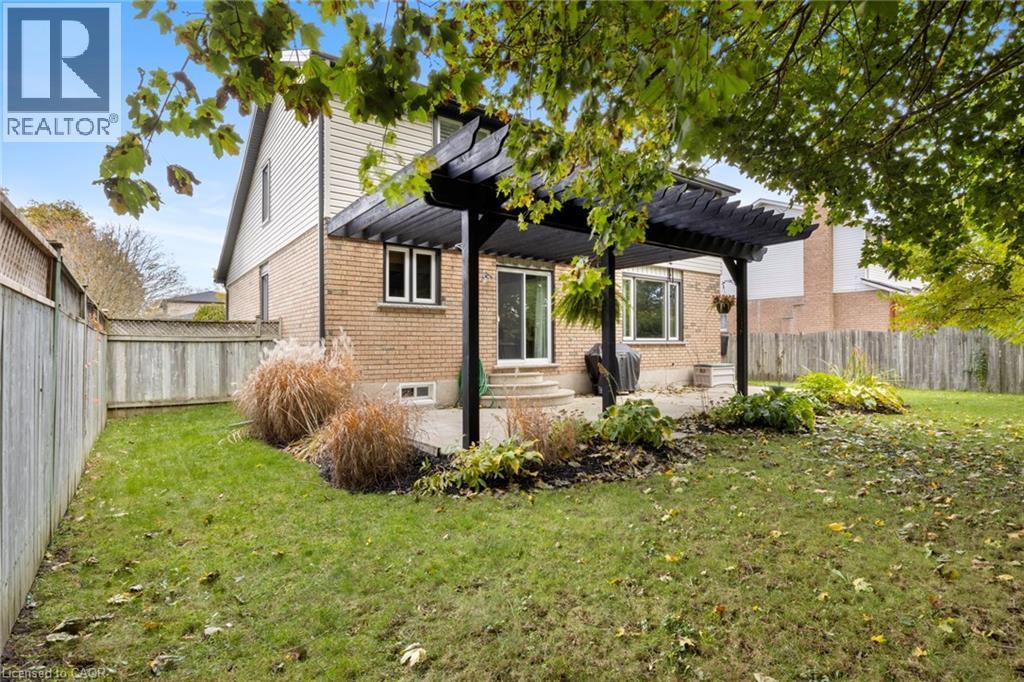 391 Strawberry Crescent, Waterloo, ON - Outdoor
