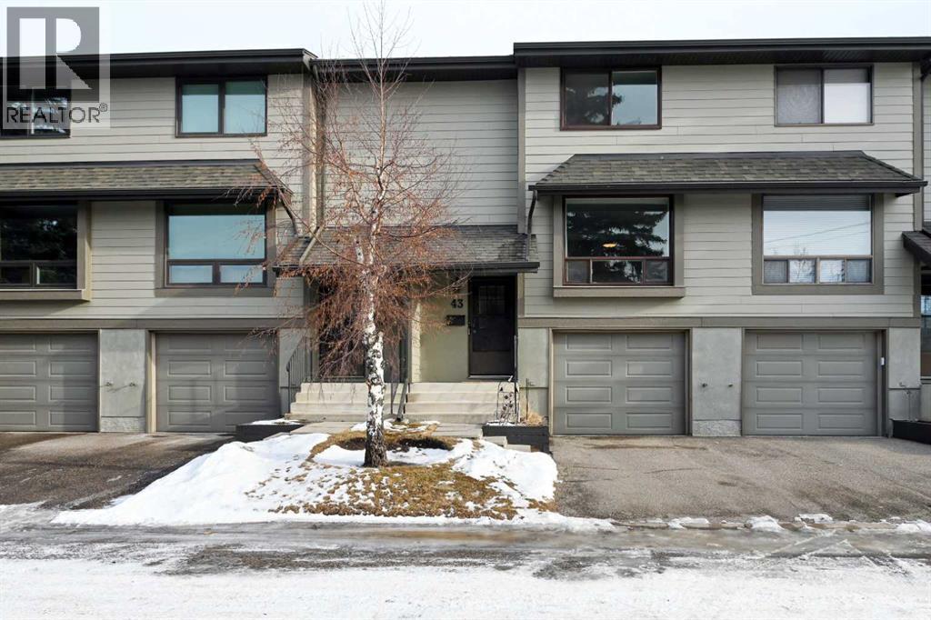 43, 5019 46 Avenue Sw, Calgary, AB - Outdoor With Facade