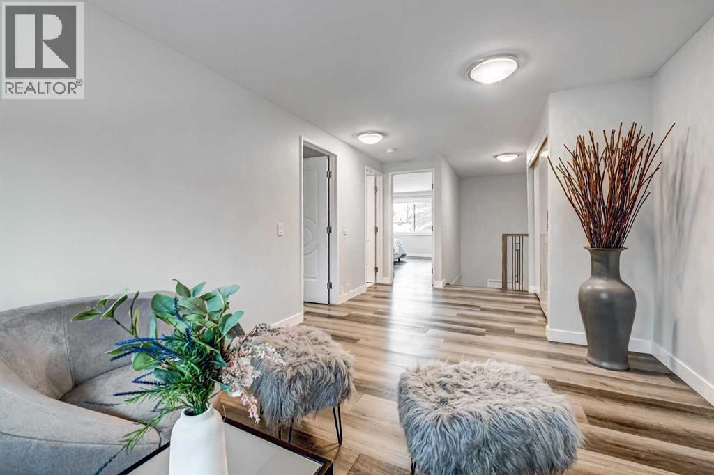 43, 5019 46 Avenue Sw, Calgary, AB - Indoor