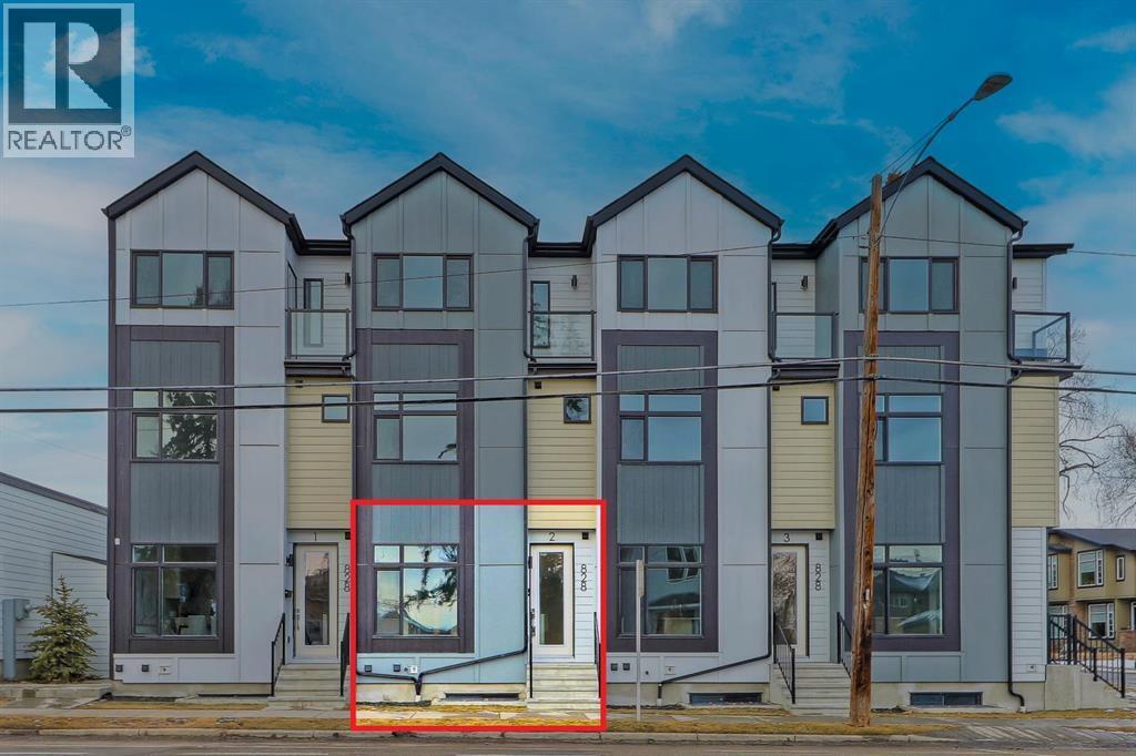 2, 828 8 Avenue Ne, Calgary, AB - Outdoor