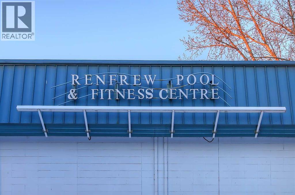 2, 828 8 Avenue Ne, Calgary, AB - Outdoor