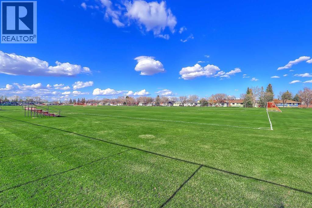 2, 828 8 Avenue Ne, Calgary, AB - Outdoor With View