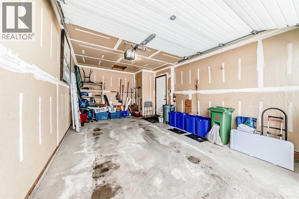 417 Hope Bay, Rural Rocky View County, AB - Indoor Photo Showing Garage