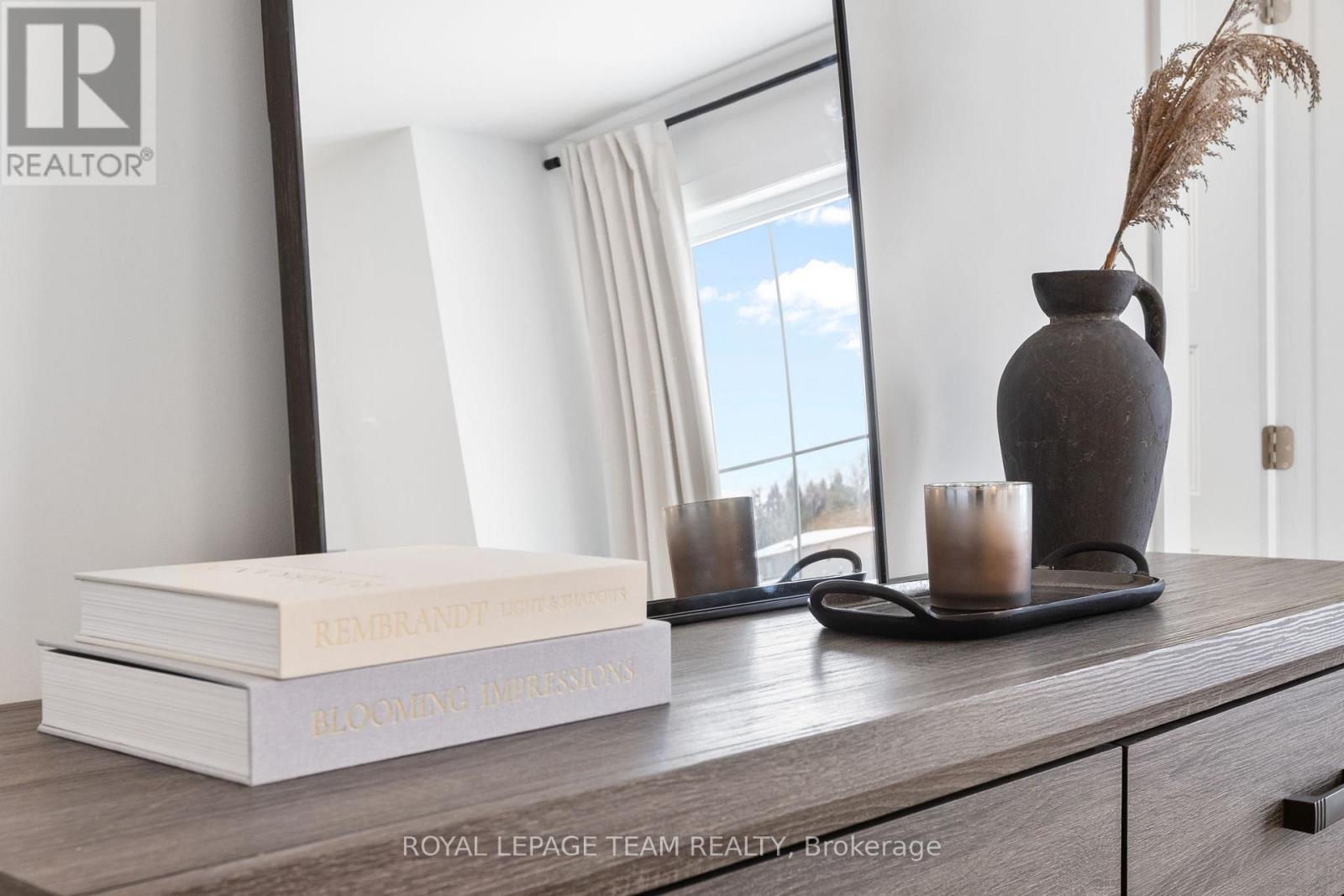 714 Tailslide Private, Ottawa, ON - Indoor