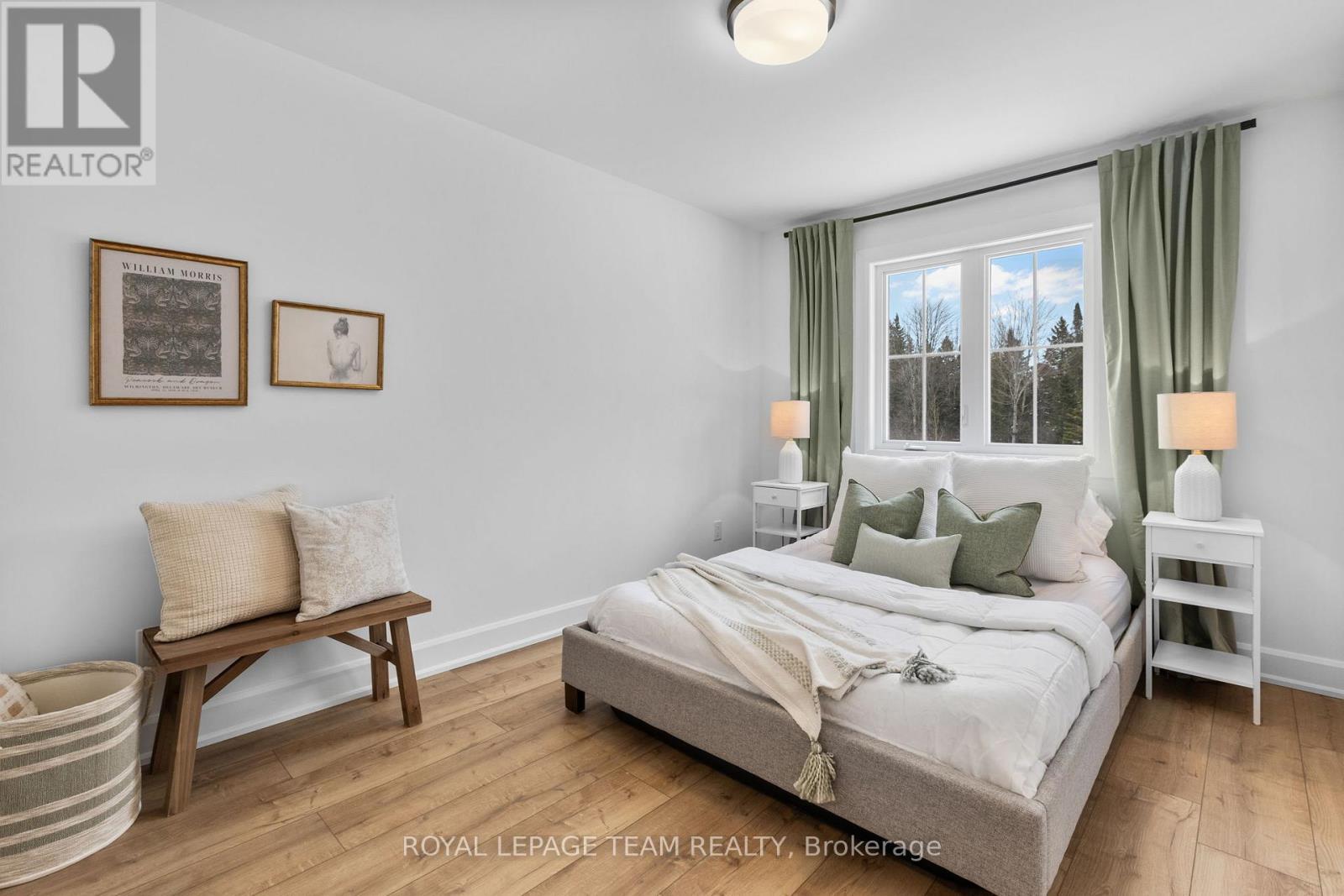 714 Tailslide Private, Ottawa, ON - Indoor Photo Showing Bedroom