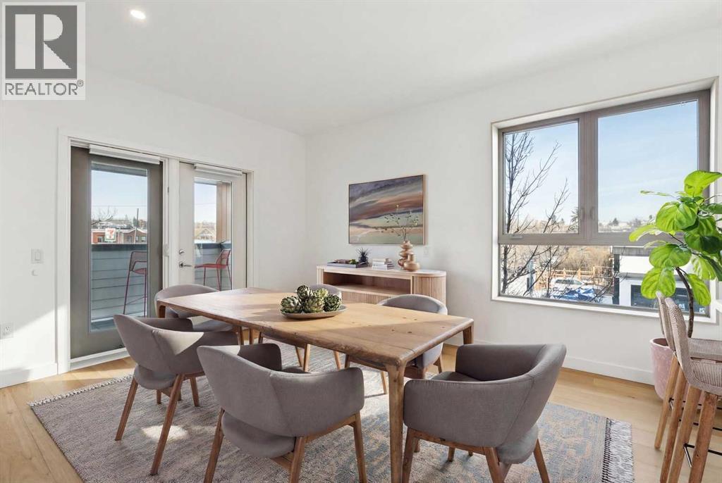 205, 116 7A Street Ne, Calgary, AB - Indoor Photo Showing Dining Room