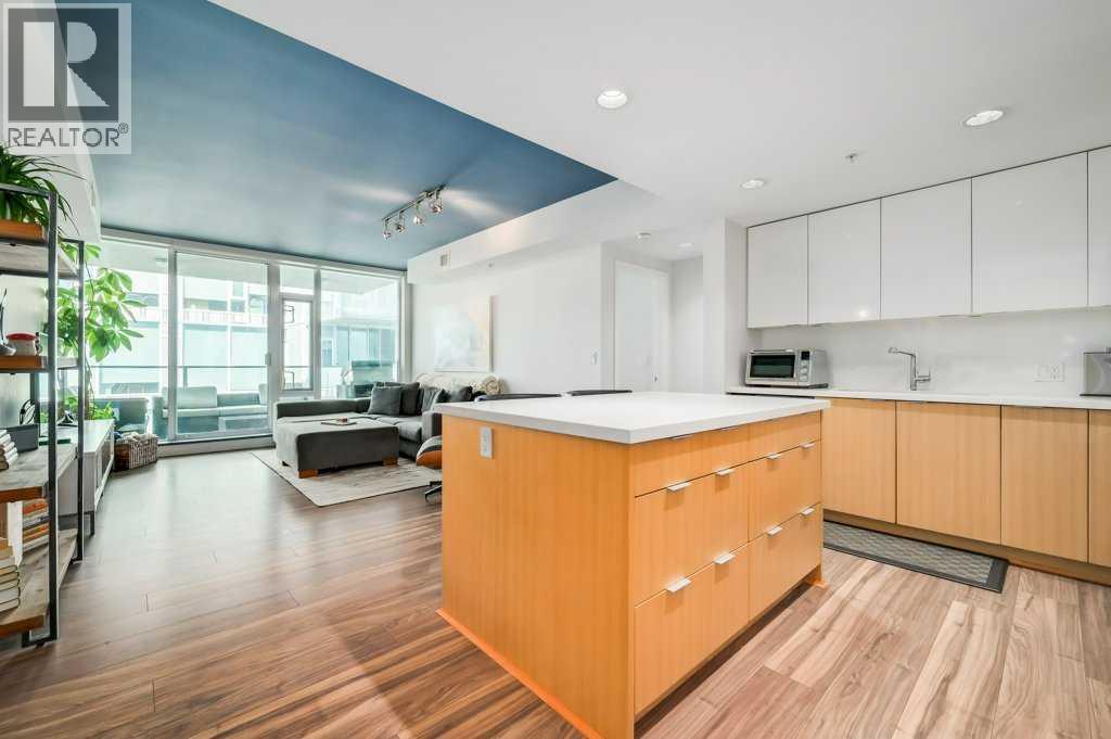 410, 560 6 Avenue Se, Calgary, AB - Indoor Photo Showing Kitchen