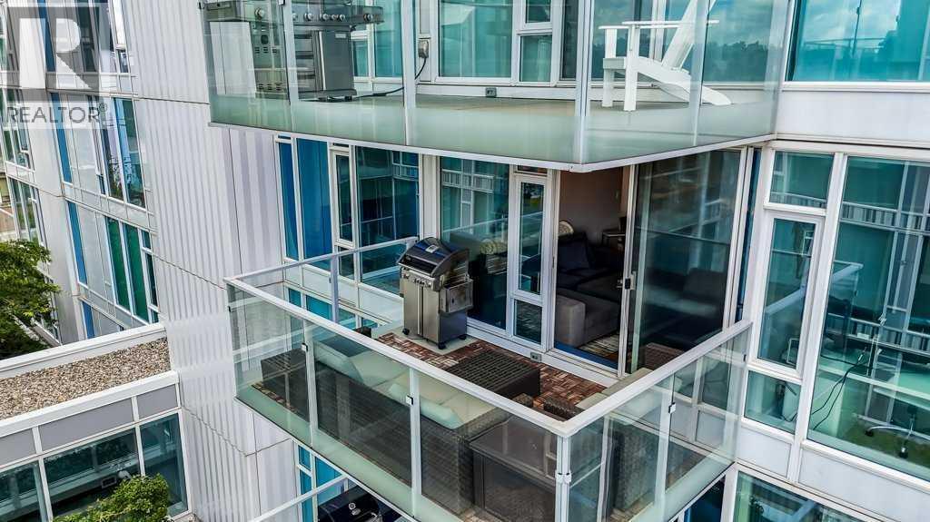 410, 560 6 Avenue Se, Calgary, AB - Outdoor With Exterior