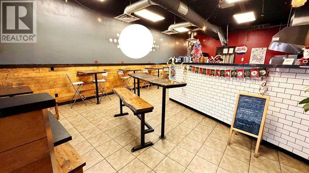 3301 50 Avenue, Red Deer, AB