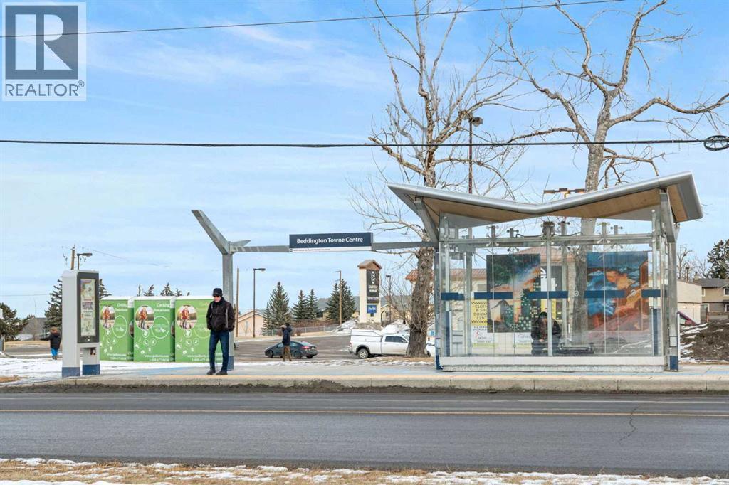 transit close by - 987 Berkley Drive Nw, Calgary, AB - Outdoor With View