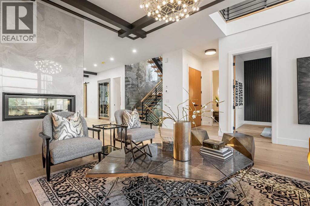 1415 24 Street Sw, Calgary, AB - Indoor With Fireplace