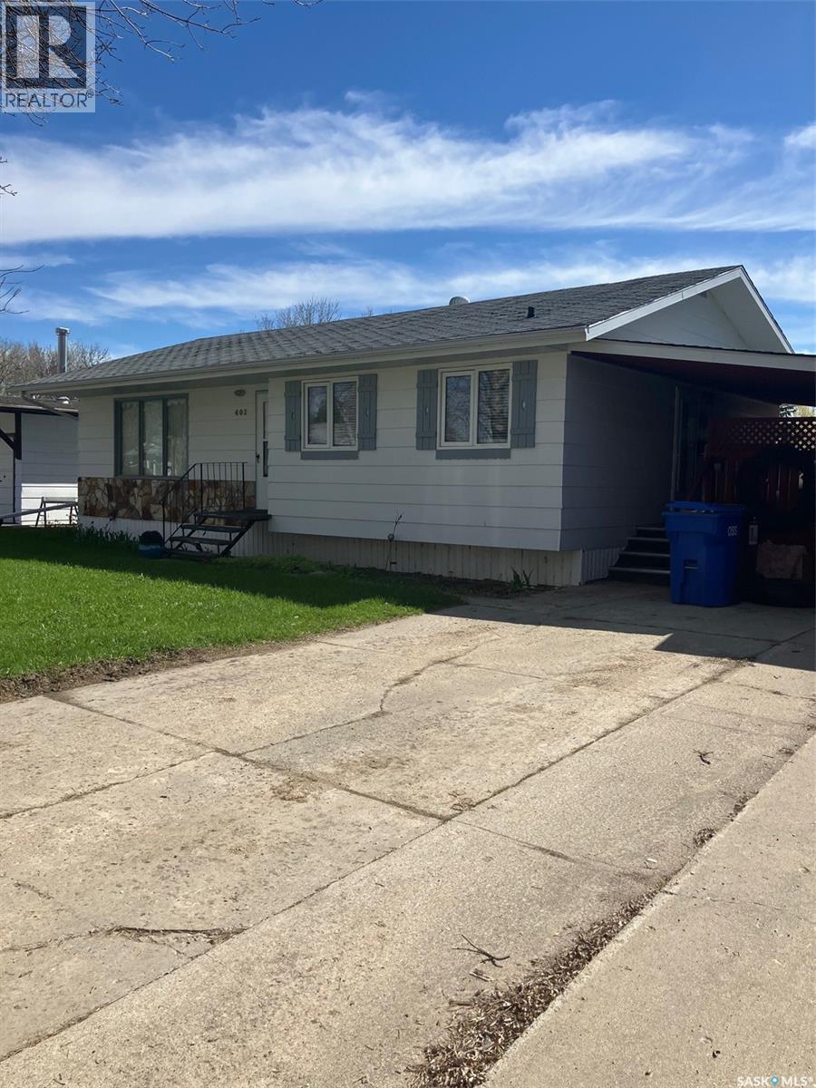 402 3Rd Street Nw, Ituna, SK