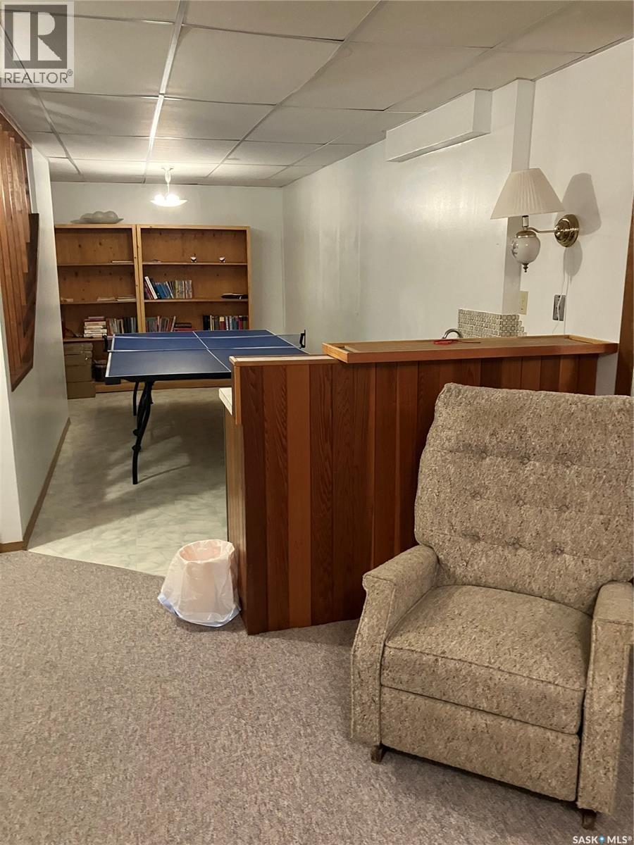 402 3Rd Street Nw, Ituna, SK