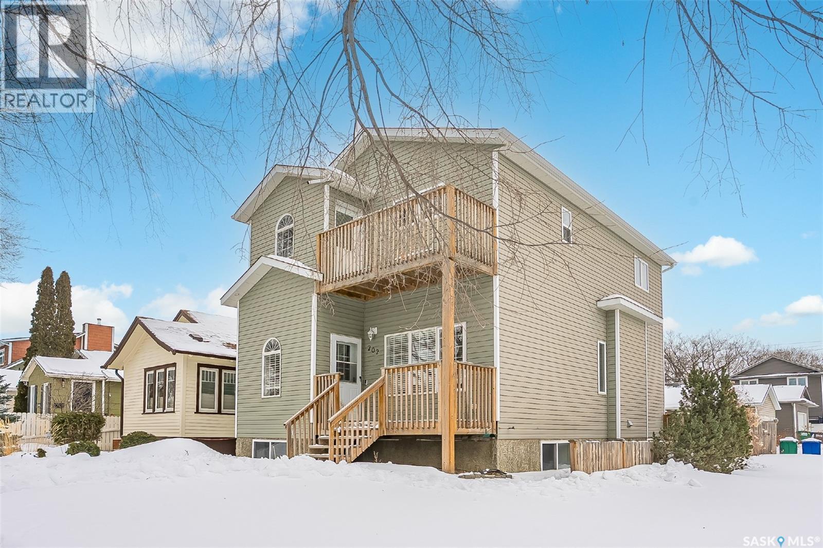 202 2Nd Street E, Saskatoon, SK - Outdoor