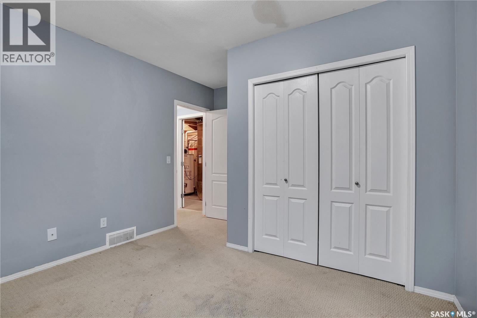 202 2Nd Street E, Saskatoon, SK - Indoor