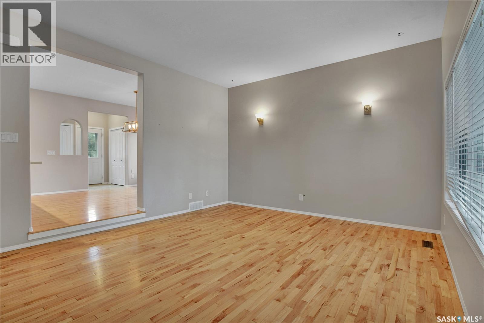202 2Nd Street E, Saskatoon, SK - Indoor Photo Showing Other Room