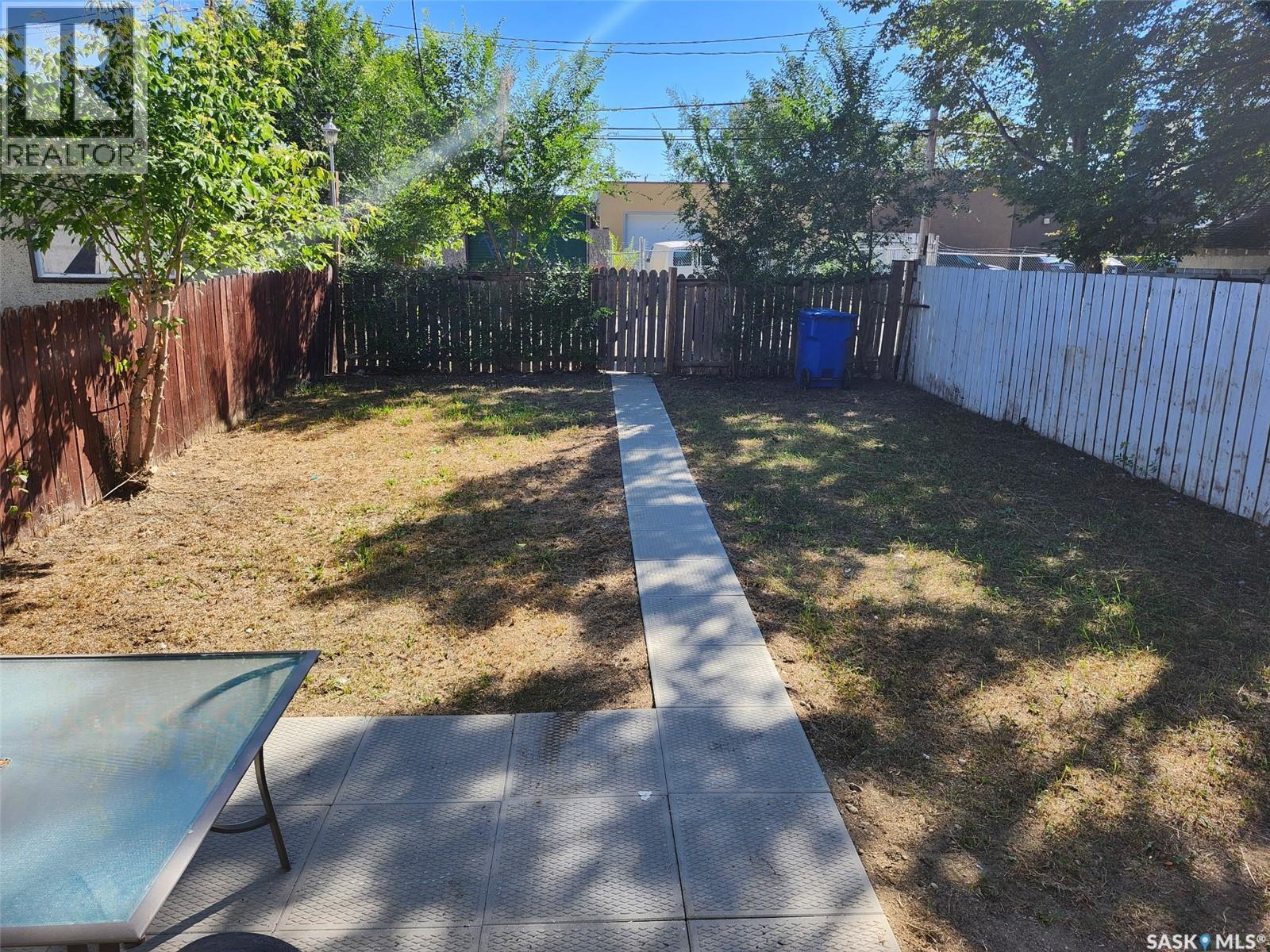 1565 Rae Street, Regina, SK - Outdoor