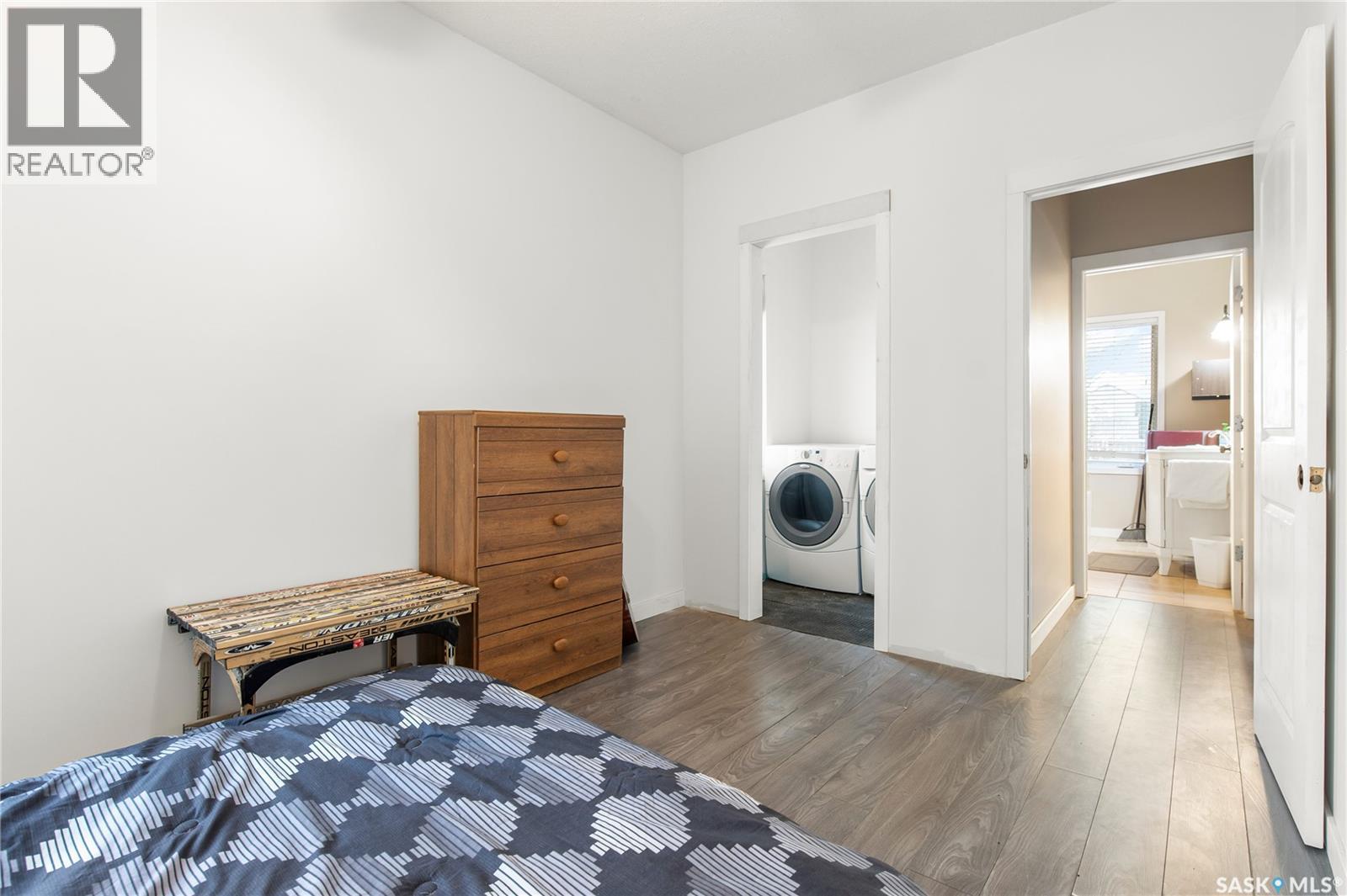 1565 Rae Street, Regina, SK - Indoor Photo Showing Bedroom