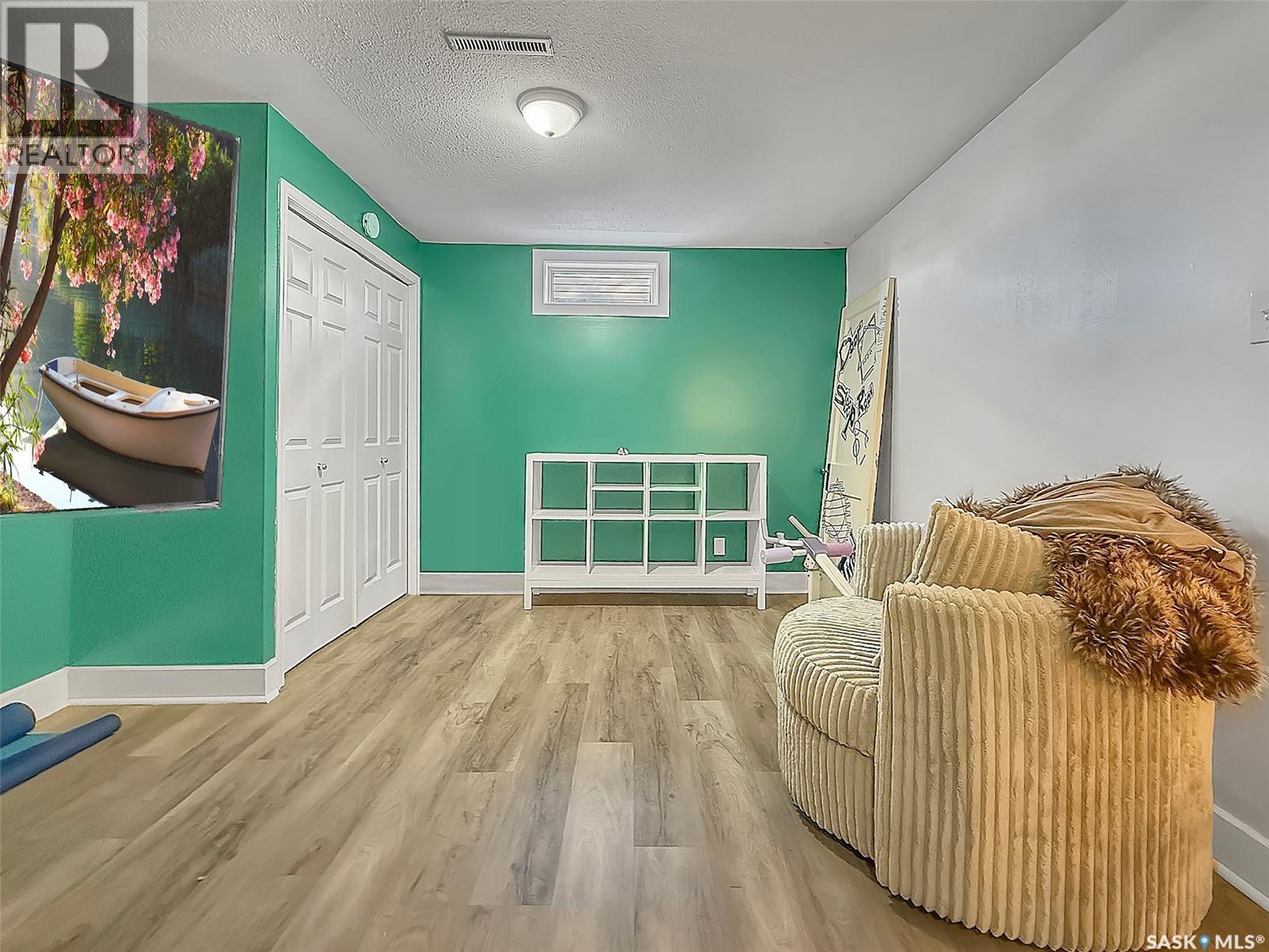 1110 Bothwell Drive, Swift Current, SK - Indoor