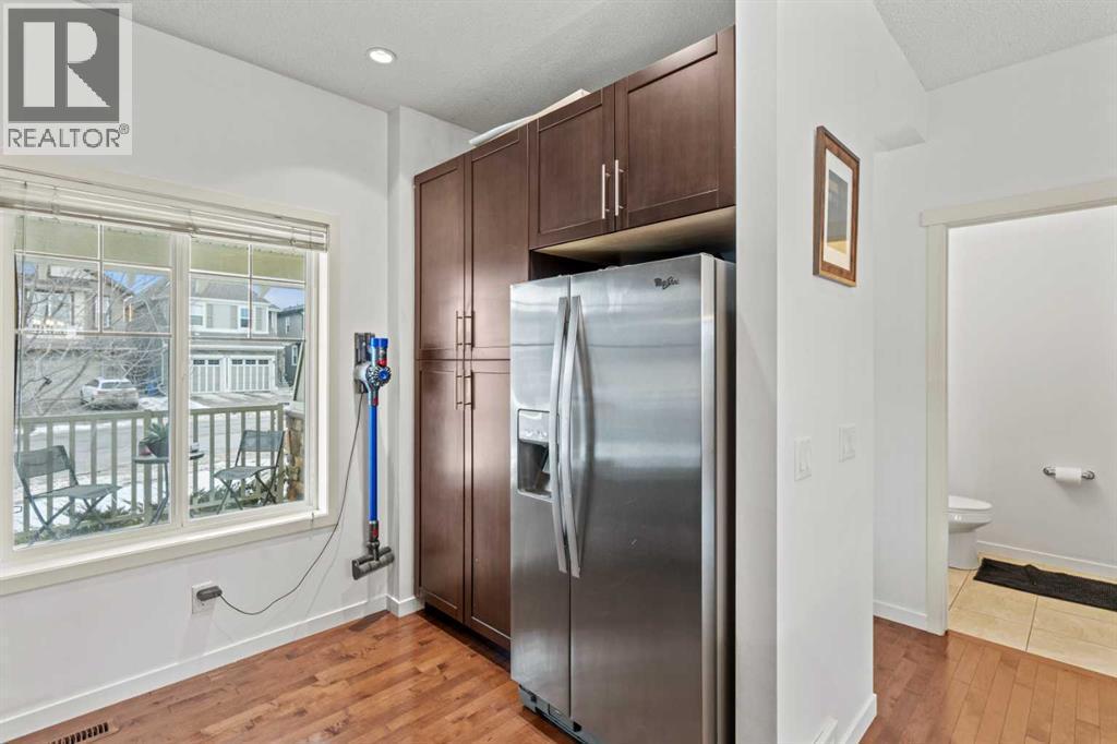 333 Mahogany Boulevard Se, Calgary, AB - Indoor Photo Showing Other Room