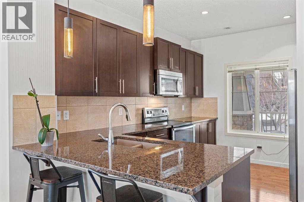 333 Mahogany Boulevard Se, Calgary, AB - Indoor Photo Showing Kitchen With Stainless Steel Kitchen With Upgraded Kitchen