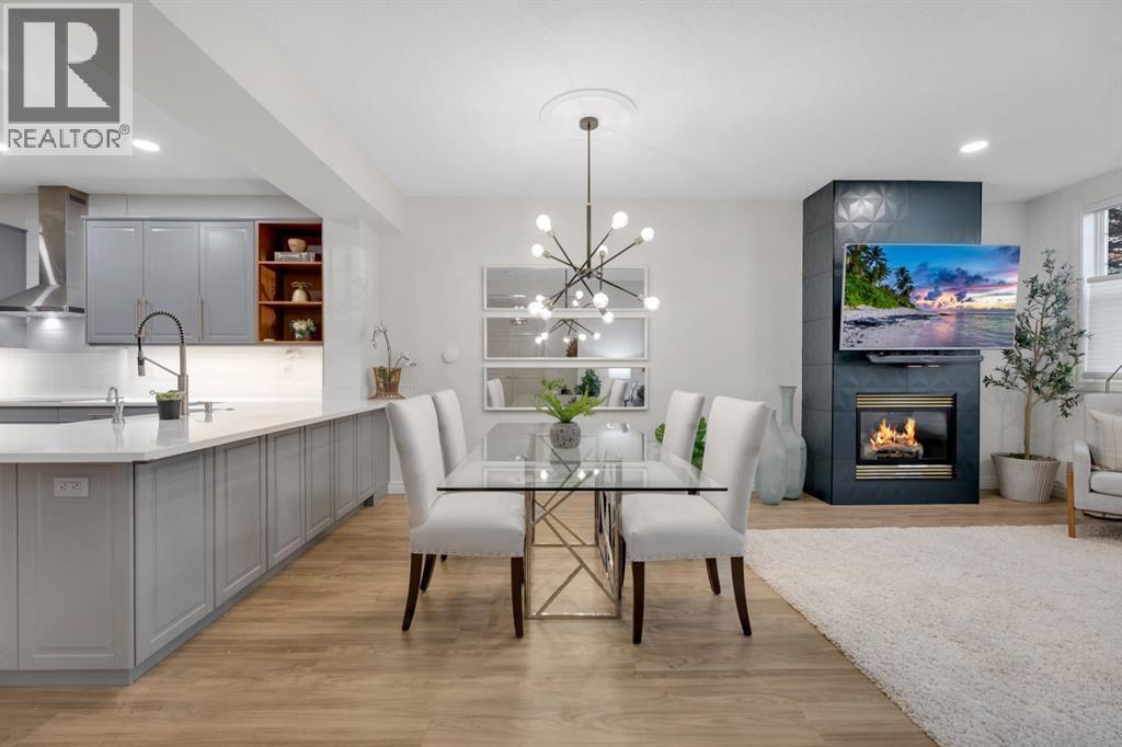 12, 10 St Julien Drive Sw, Calgary, AB - Indoor Photo Showing Other Room