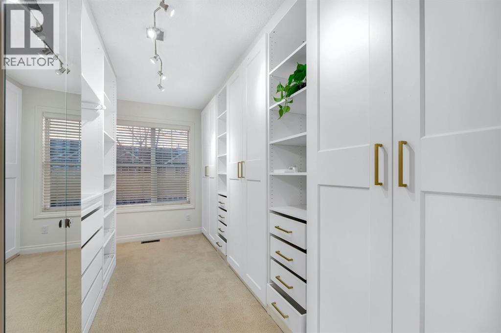 12, 10 St Julien Drive Sw, Calgary, AB - Indoor Photo Showing Other Room