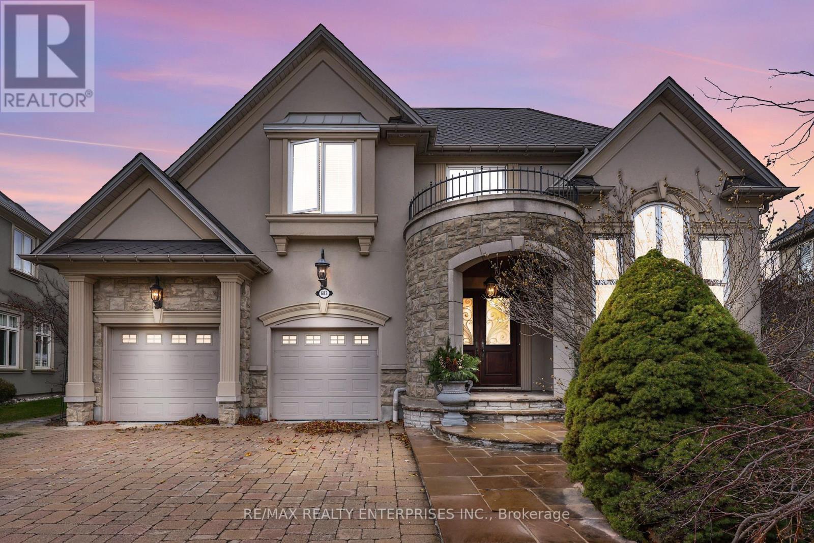 683 Canyon Street, Mississauga, ON - Outdoor With Facade