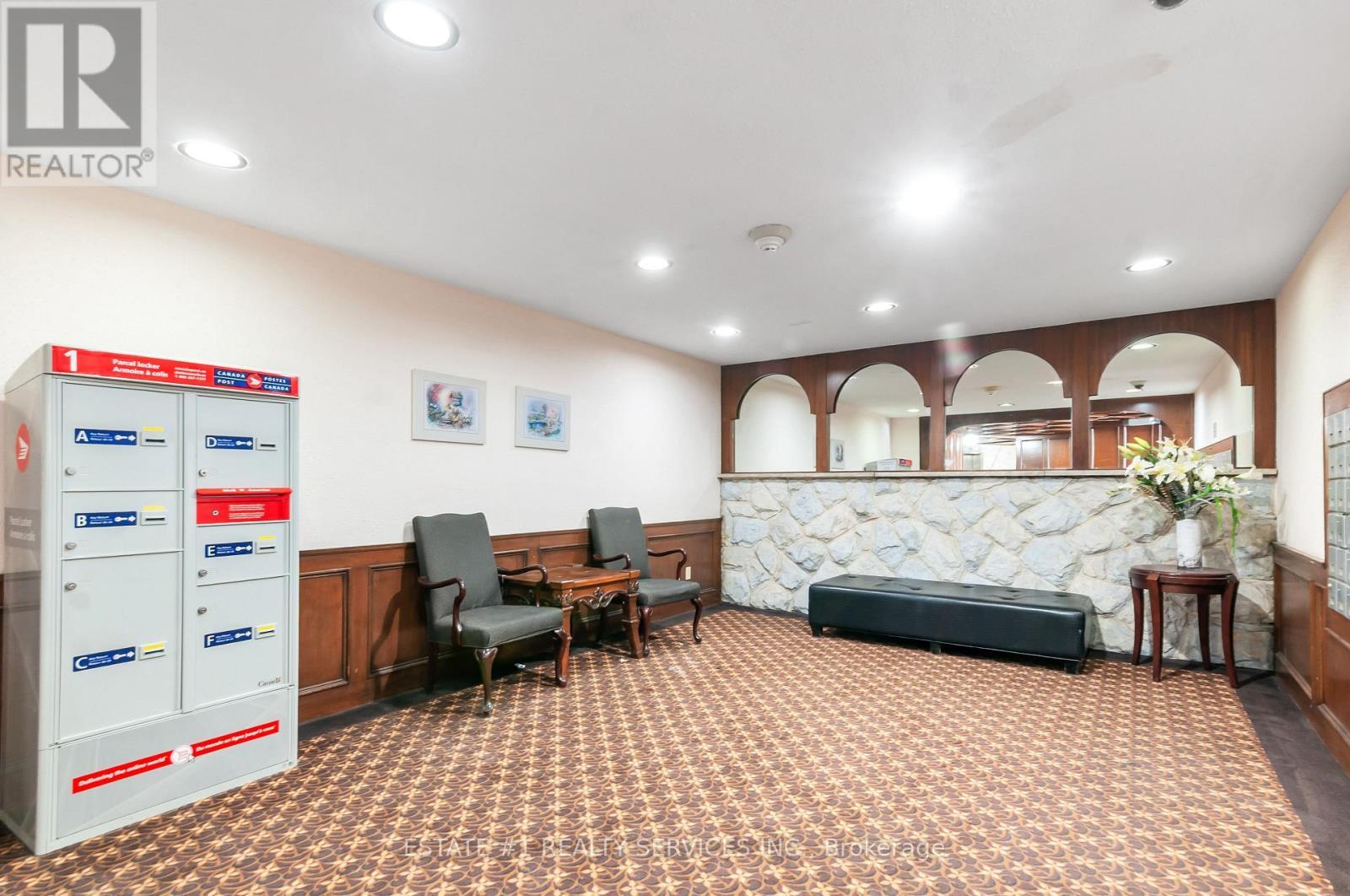 402 - 3555 Derry Road E, Mississauga, ON - Indoor Photo Showing Other Room