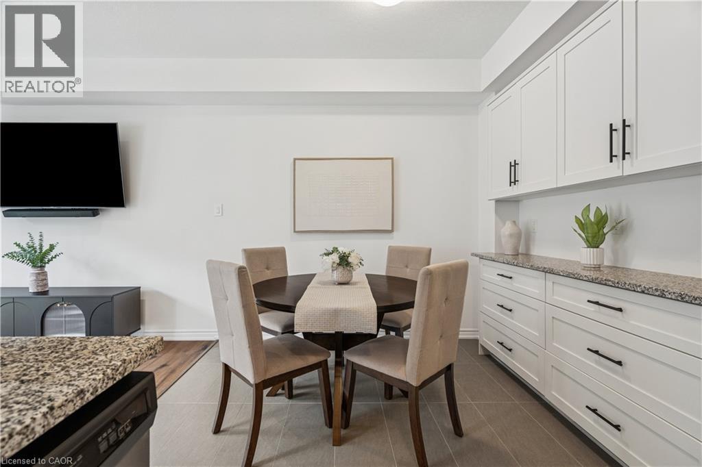 9 Elsegood Drive, Guelph, ON - Indoor Photo Showing Dining Room
