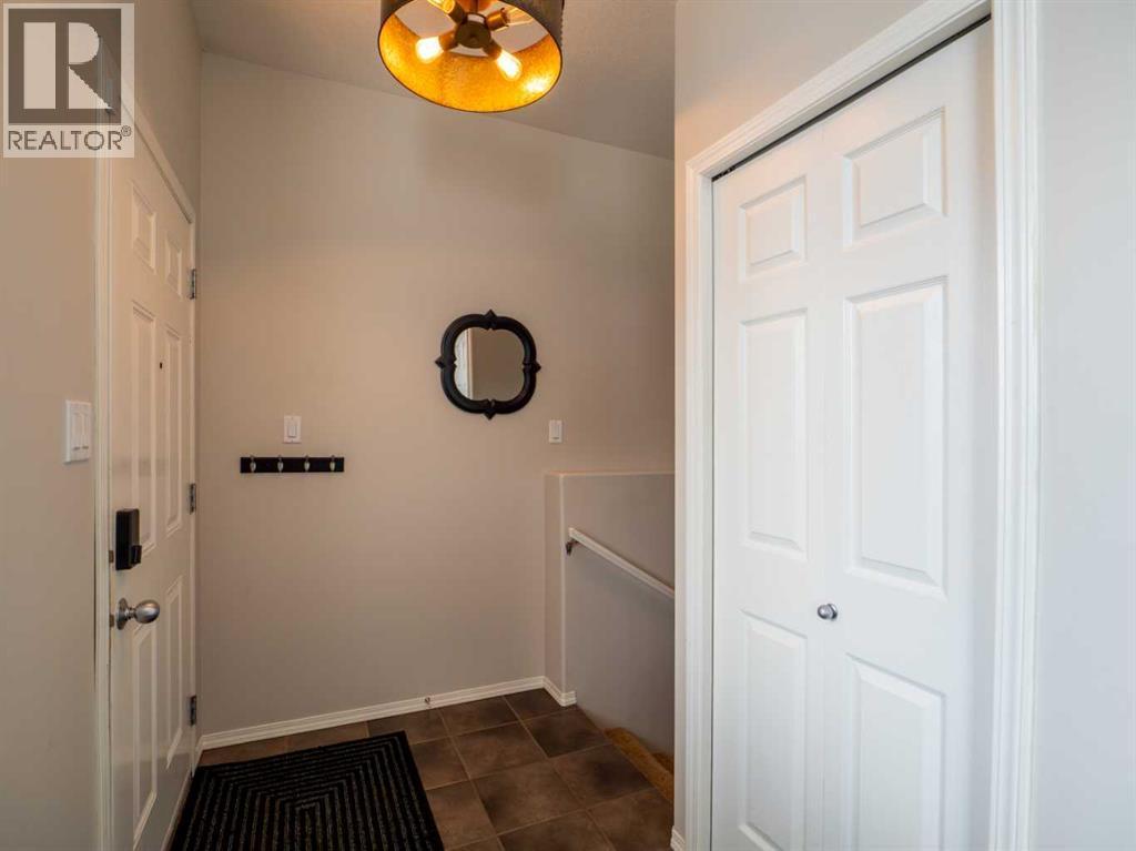 263 Mt Sunburst Way W, Lethbridge, AB - Indoor Photo Showing Other Room