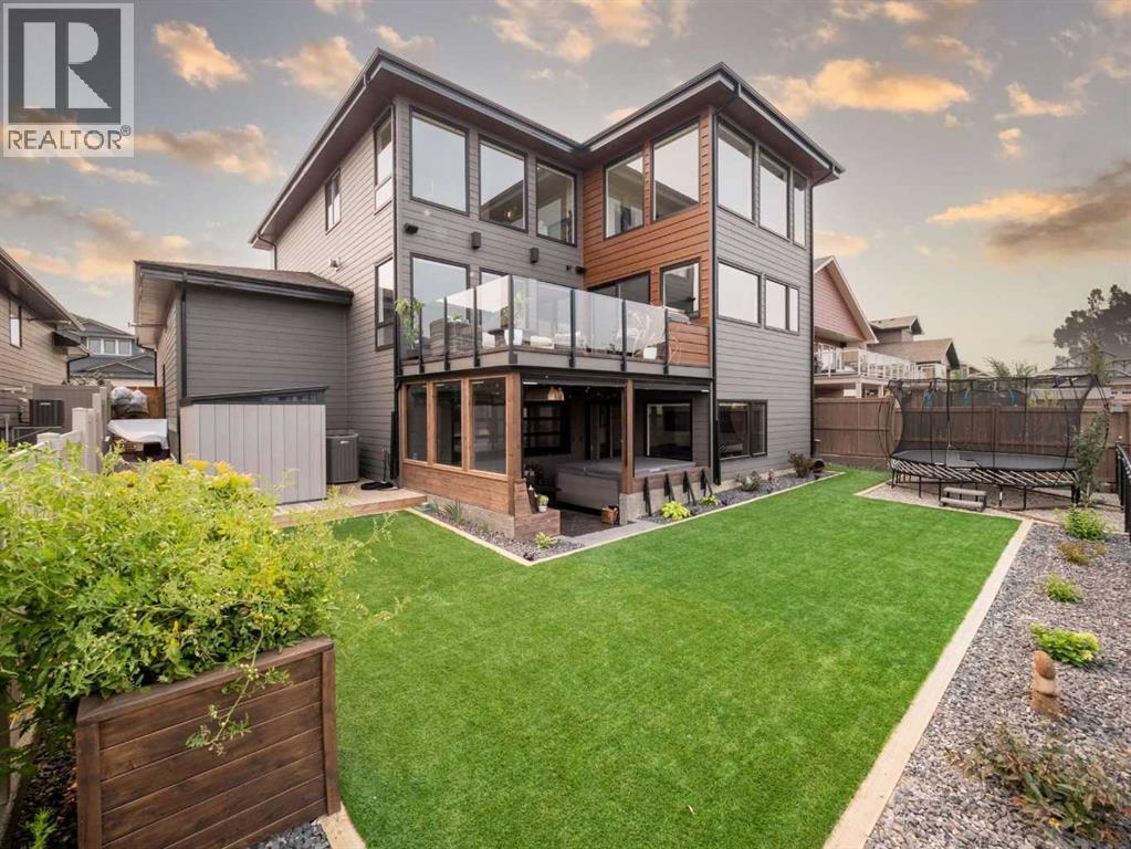 19 Stonecrest Point W, Lethbridge, AB - Outdoor With Deck Patio Veranda