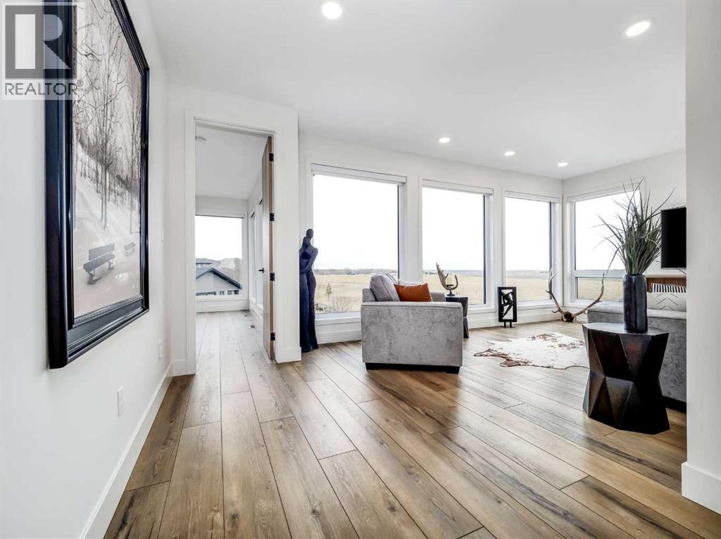 19 Stonecrest Point W, Lethbridge, AB - Indoor Photo Showing Living Room