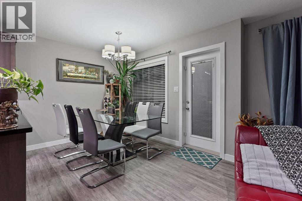 774 Marie Van Haarlem Crescent N, Lethbridge, AB - Indoor Photo Showing Dining Room