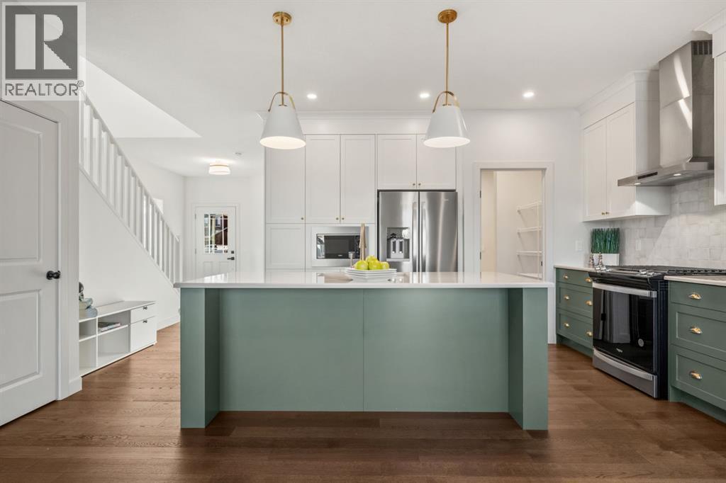 152 Sage Hill Heights Nw, Calgary, AB - Indoor Photo Showing Kitchen With Upgraded Kitchen