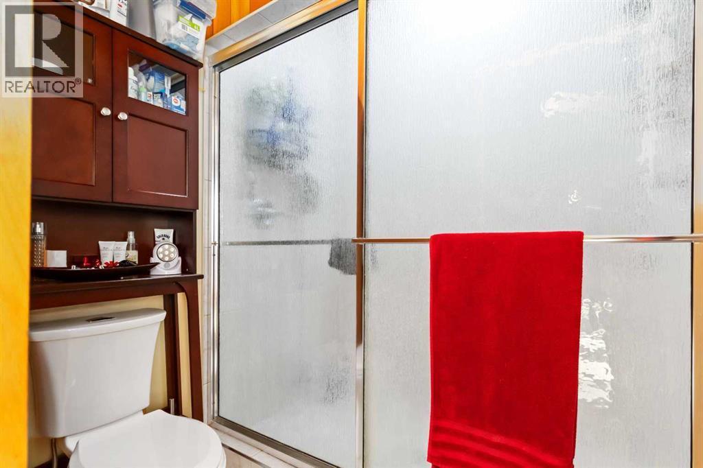 39 Poplar Crescent, Gregoire Lake Estates, AB - Indoor