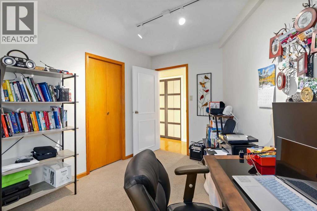 39 Poplar Crescent, Gregoire Lake Estates, AB - Indoor