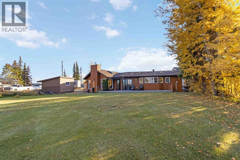 39 Poplar Crescent, Gregoire Lake Estates, AB - Outdoor