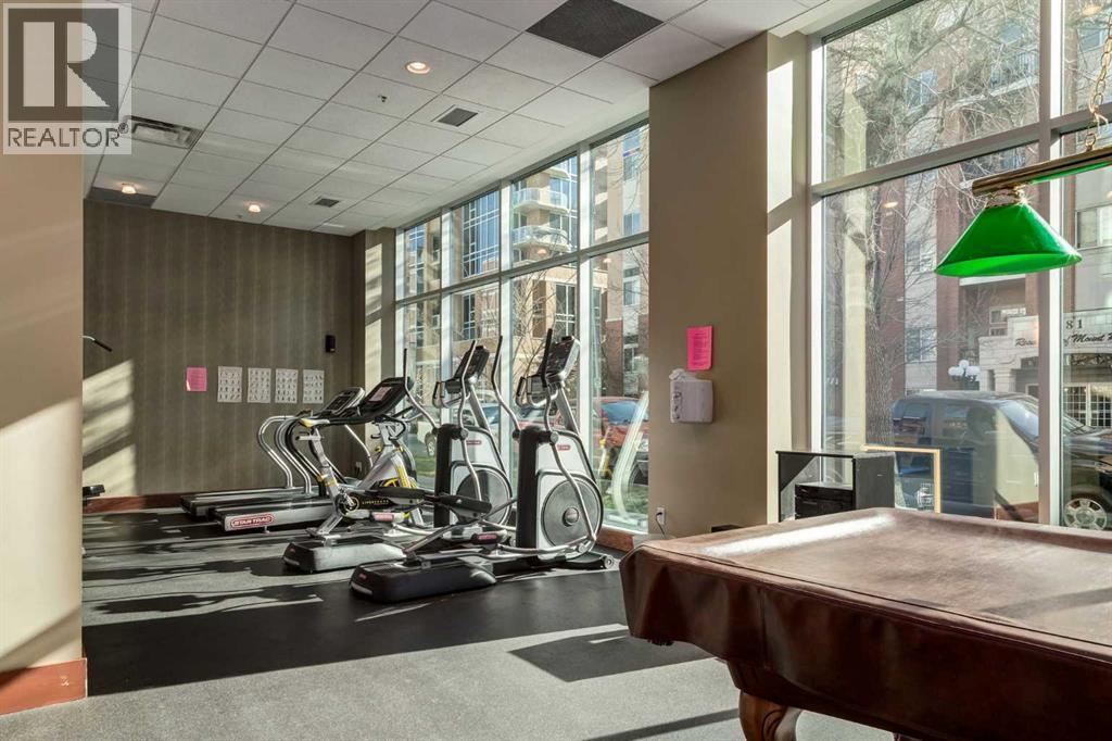 905, 836 15 Avenue Sw, Calgary, AB - Indoor Photo Showing Gym Room