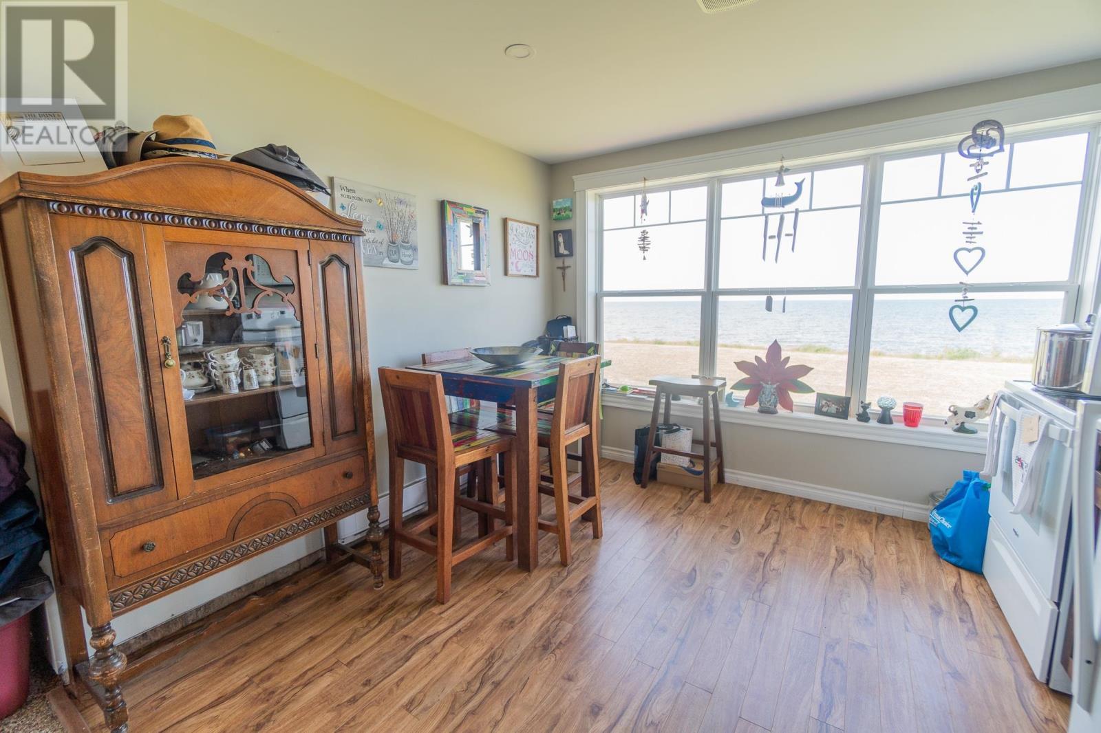 18 Shore Rd E, Hampton, PE - Indoor