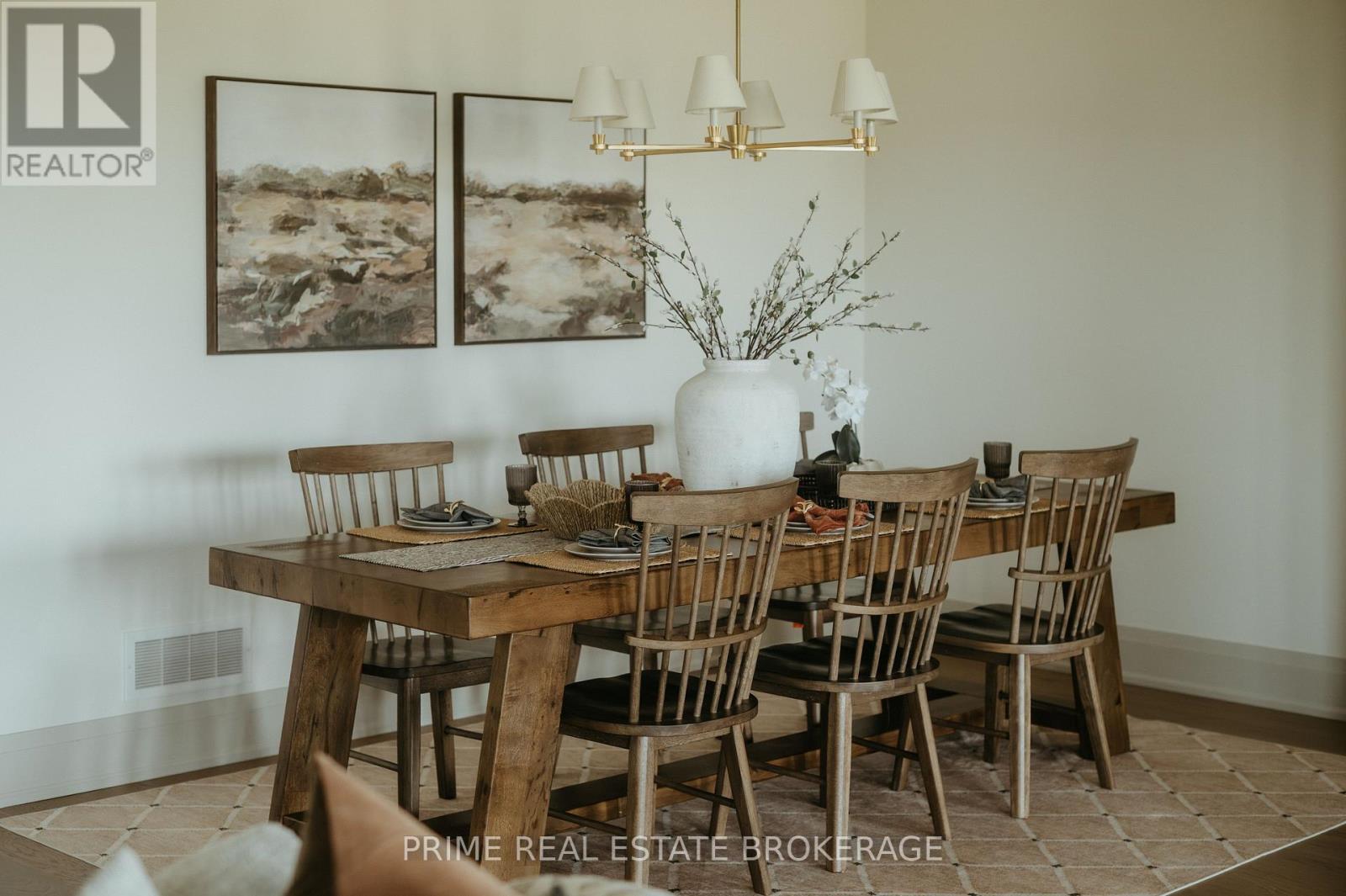 78 Optimist Drive, Southwold, ON - Indoor Photo Showing Dining Room
