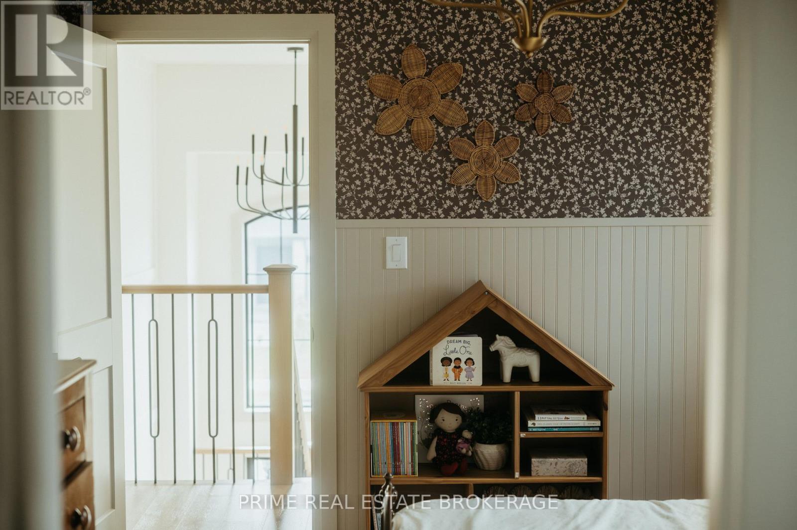 78 Optimist Drive, Southwold, ON - Indoor Photo Showing Other Room