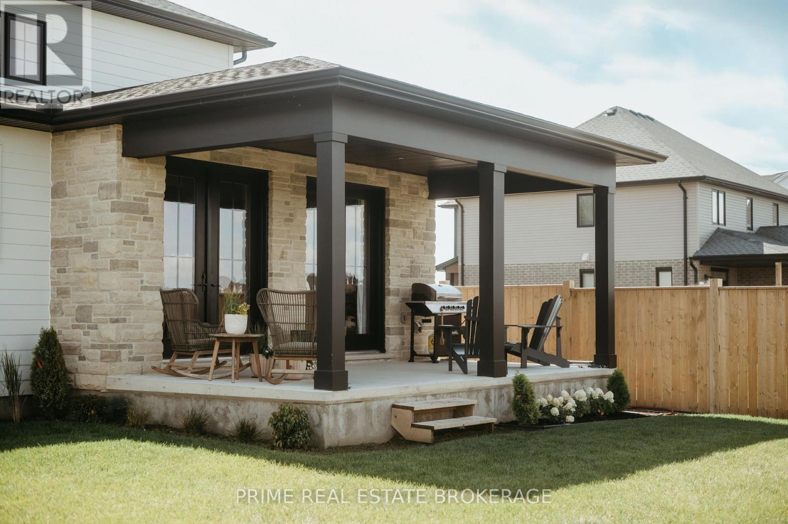 78 Optimist Drive, Southwold, ON - Outdoor With Deck Patio Veranda