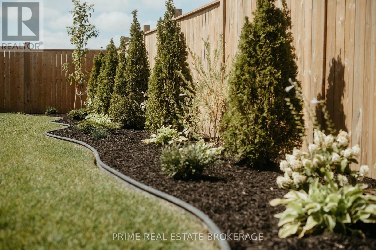 78 Optimist Drive, Southwold, ON - Outdoor