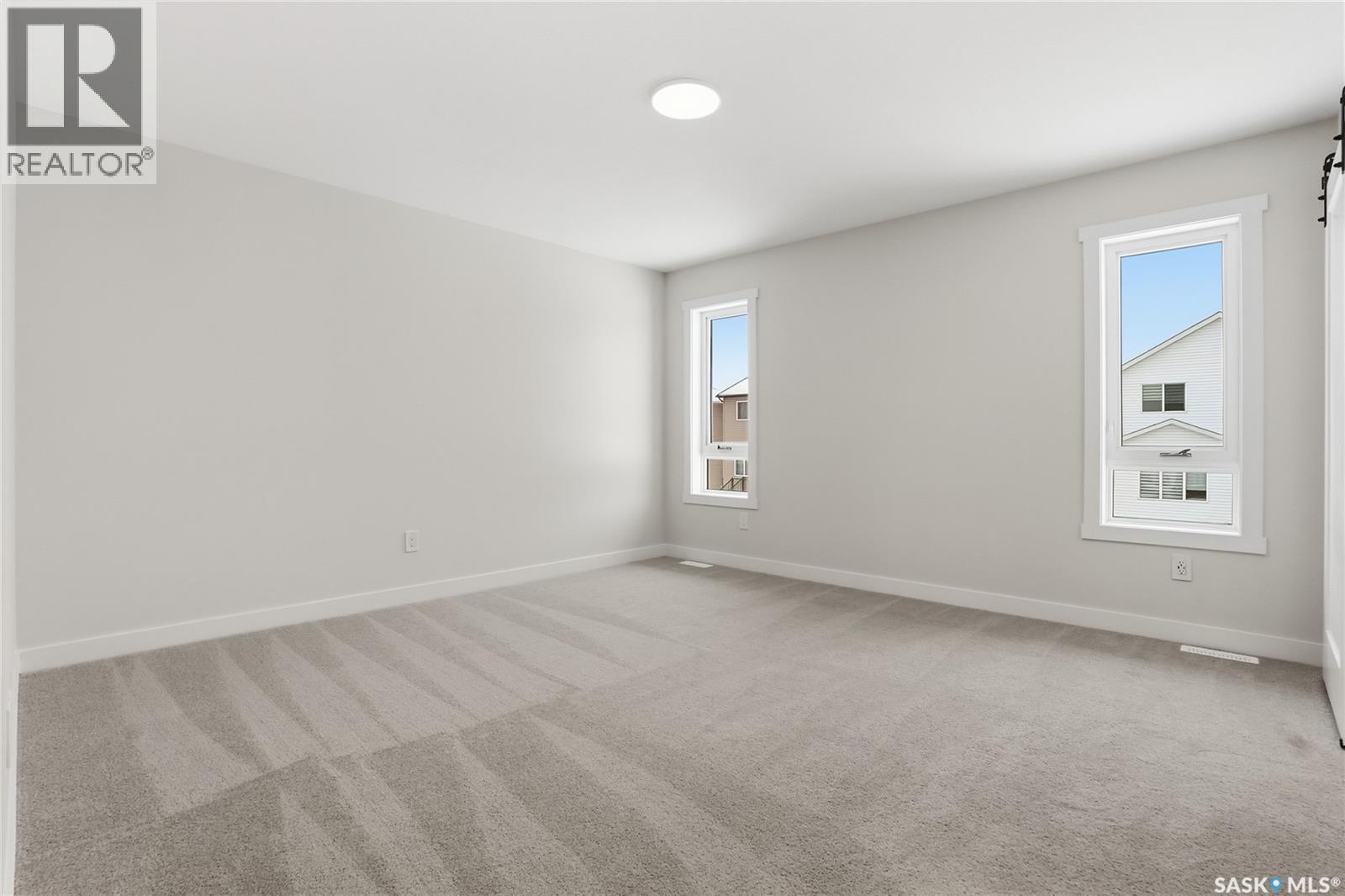 334 Katz Avenue, Saskatoon, SK - Indoor Photo Showing Other Room