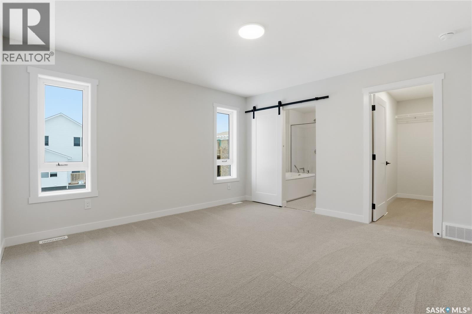 334 Katz Avenue, Saskatoon, SK - Indoor Photo Showing Other Room